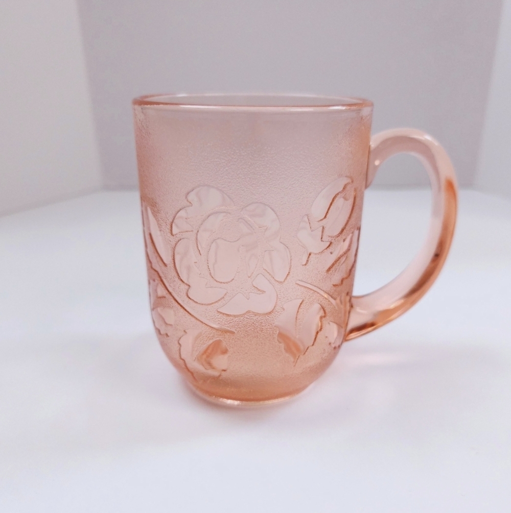 Arcoroc France Rosaline Mug Pink Rose Glass with Flower Floral Design Cup 4"